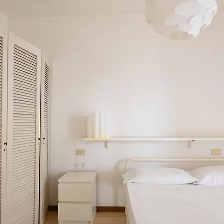 Apartment N195 - Numana, Ampio Pentalocale Con Giardino *