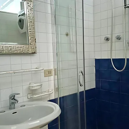 N195 - Numana, Ampio Pentalocale Con Giardino Apartment